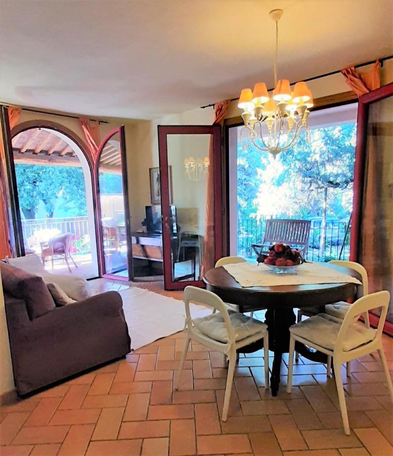Residence Solalto San Vincenzo Buitenkant foto