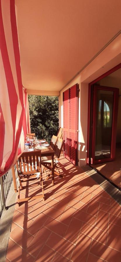 Residence Solalto San Vincenzo Buitenkant foto