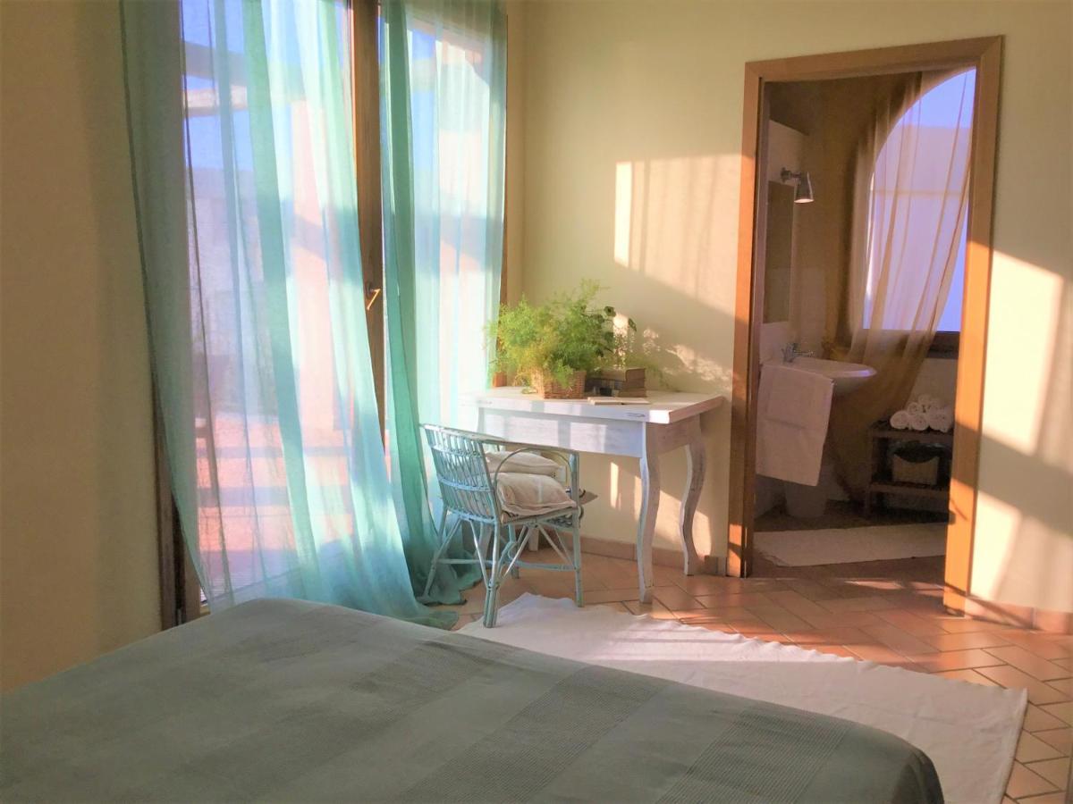 Residence Solalto San Vincenzo Buitenkant foto