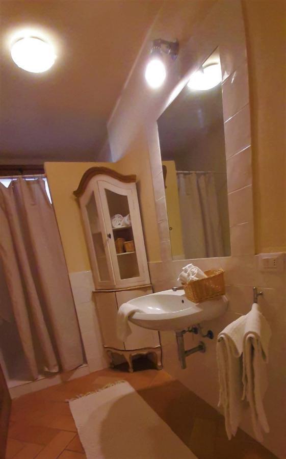 Residence Solalto San Vincenzo Buitenkant foto