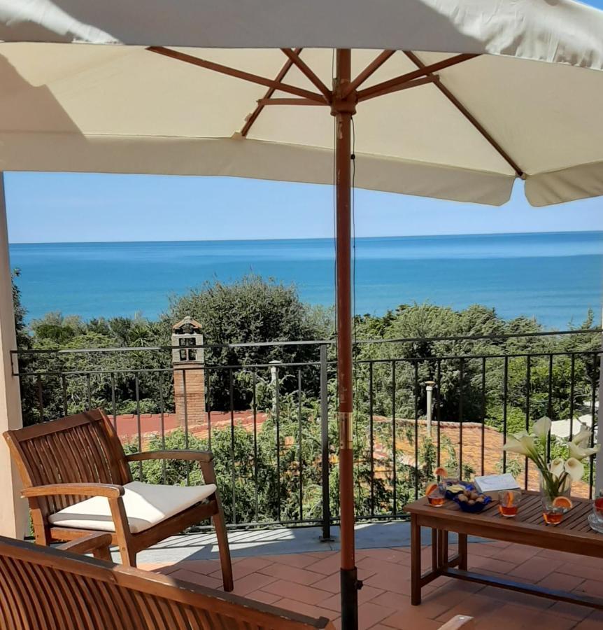 Residence Solalto San Vincenzo Buitenkant foto