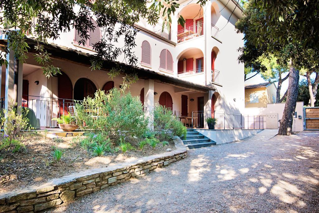 Residence Solalto San Vincenzo Buitenkant foto